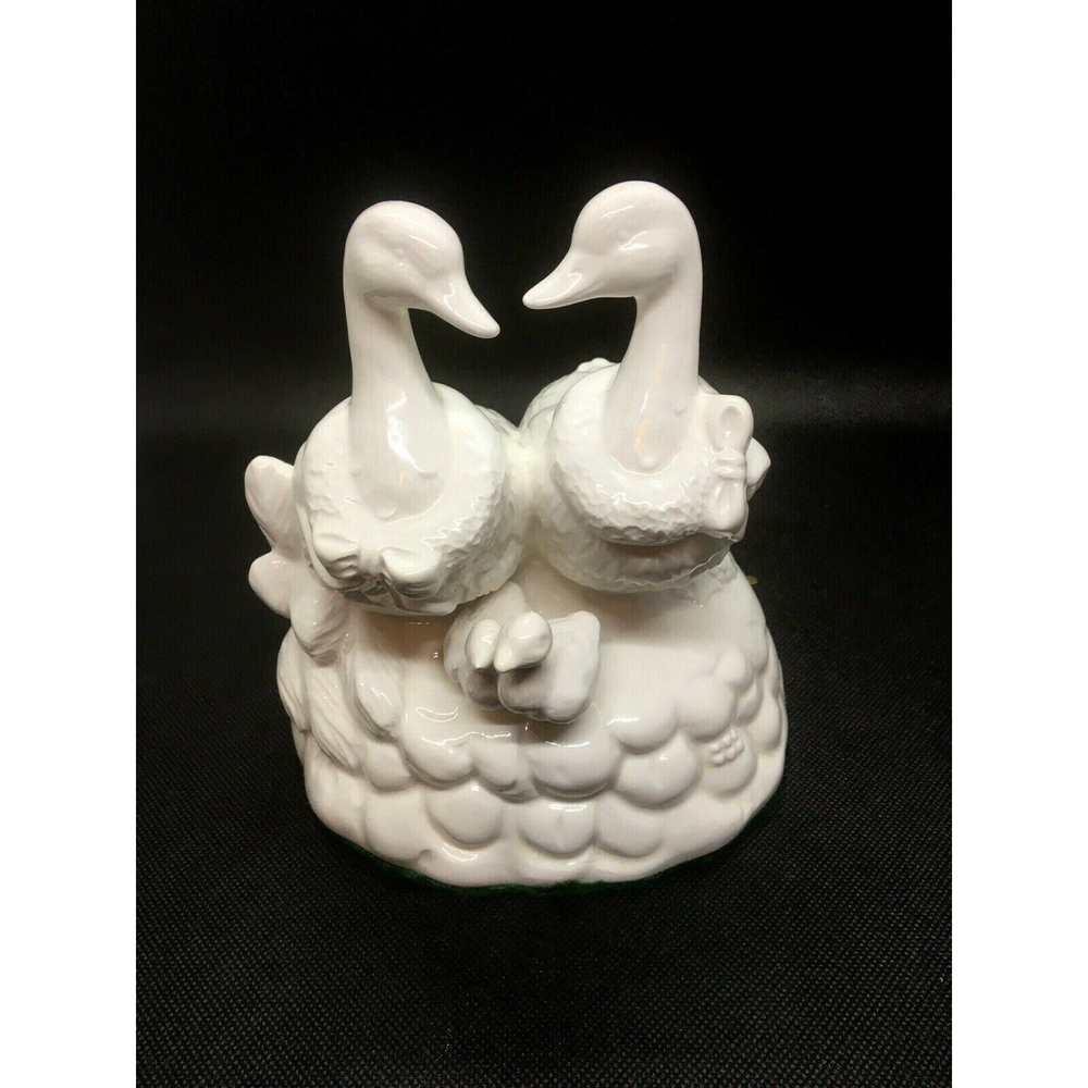 Midwest Ceramic White Vintage Music Box